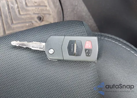 2010 Mazda Mazda3 S Sport из США, поврежденный, VIN JM1BL1S64A1240090